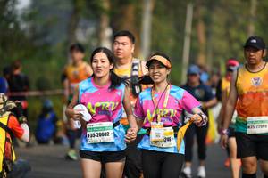 BIB: 20602, 22069, 246
                            <button type="button" onclick="openModal(8781156)" class="btn btn-primary btn-sm float-right btn-popup" data-toggle="modal" data-target=".modal-high-quality">
                        <i class="fas fa-shopping-cart"></i> Add to Cart
                    </button>
                                            <button type="button" onclick="isThisMe(8781156, true)" class="btn btn-success btn-sm float-right btn-popup btn-isme hidden" data-toggle="tooltip" data-placement="bottom" title="นี่คือรูปของคุณใช่ไหม คลิกที่นี่เพื่อเอาเข้าอัลบั้ม">
                        <i class="fas fa-plus"></i> Add to album
                    </button>
                    <button type="button" onclick="isThisMe(8781156, false)" class="btn btn-warning btn-sm float-right btn-popup btn-isnotme hidden">
                        <i class="fas fa-ban"></i> Remove from album
                    </button>