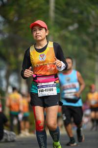 BIB: 42195, 45109
                            <button type="button" onclick="openModal(8902740)" class="btn btn-primary btn-sm float-right btn-popup" data-toggle="modal" data-target=".modal-high-quality">
                        <i class="fas fa-shopping-cart"></i> Add to Cart
                    </button>
                                            <button type="button" onclick="isThisMe(8902740, true)" class="btn btn-success btn-sm float-right btn-popup btn-isme hidden" data-toggle="tooltip" data-placement="bottom" title="นี่คือรูปของคุณใช่ไหม คลิกที่นี่เพื่อเอาเข้าอัลบั้ม">
                        <i class="fas fa-plus"></i> Add to album
                    </button>
                    <button type="button" onclick="isThisMe(8902740, false)" class="btn btn-warning btn-sm float-right btn-popup btn-isnotme hidden">
                        <i class="fas fa-ban"></i> Remove from album
                    </button>