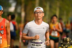 BIB: 121, 46270
                            <button type="button" onclick="openModal(8795530)" class="btn btn-primary btn-sm float-right btn-popup" data-toggle="modal" data-target=".modal-high-quality">
                        <i class="fas fa-shopping-cart"></i> Add to Cart
                    </button>
                                            <button type="button" onclick="isThisMe(8795530, true)" class="btn btn-success btn-sm float-right btn-popup btn-isme hidden" data-toggle="tooltip" data-placement="bottom" title="นี่คือรูปของคุณใช่ไหม คลิกที่นี่เพื่อเอาเข้าอัลบั้ม">
                        <i class="fas fa-plus"></i> Add to album
                    </button>
                    <button type="button" onclick="isThisMe(8795530, false)" class="btn btn-warning btn-sm float-right btn-popup btn-isnotme hidden">
                        <i class="fas fa-ban"></i> Remove from album
                    </button>