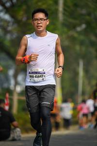 BIB: 4219, 45842
                            <button type="button" onclick="openModal(8905752)" class="btn btn-primary btn-sm float-right btn-popup" data-toggle="modal" data-target=".modal-high-quality">
                        <i class="fas fa-shopping-cart"></i> Add to Cart
                    </button>
                                            <button type="button" onclick="isThisMe(8905752, true)" class="btn btn-success btn-sm float-right btn-popup btn-isme hidden" data-toggle="tooltip" data-placement="bottom" title="นี่คือรูปของคุณใช่ไหม คลิกที่นี่เพื่อเอาเข้าอัลบั้ม">
                        <i class="fas fa-plus"></i> Add to album
                    </button>
                    <button type="button" onclick="isThisMe(8905752, false)" class="btn btn-warning btn-sm float-right btn-popup btn-isnotme hidden">
                        <i class="fas fa-ban"></i> Remove from album
                    </button>