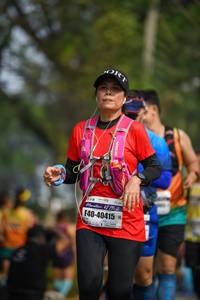 BIB: 40415
                            <button type="button" onclick="openModal(8845191)" class="btn btn-primary btn-sm float-right btn-popup" data-toggle="modal" data-target=".modal-high-quality">
                        <i class="fas fa-shopping-cart"></i> Add to Cart
                    </button>
                                            <button type="button" onclick="isThisMe(8845191, true)" class="btn btn-success btn-sm float-right btn-popup btn-isme hidden" data-toggle="tooltip" data-placement="bottom" title="นี่คือรูปของคุณใช่ไหม คลิกที่นี่เพื่อเอาเข้าอัลบั้ม">
                        <i class="fas fa-plus"></i> Add to album
                    </button>
                    <button type="button" onclick="isThisMe(8845191, false)" class="btn btn-warning btn-sm float-right btn-popup btn-isnotme hidden">
                        <i class="fas fa-ban"></i> Remove from album
                    </button>