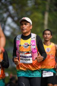 BIB: 7199, 42948
                            <button type="button" onclick="openModal(8840841)" class="btn btn-primary btn-sm float-right btn-popup" data-toggle="modal" data-target=".modal-high-quality">
                        <i class="fas fa-shopping-cart"></i> Add to Cart
                    </button>
                                            <button type="button" onclick="isThisMe(8840841, true)" class="btn btn-success btn-sm float-right btn-popup btn-isme hidden" data-toggle="tooltip" data-placement="bottom" title="นี่คือรูปของคุณใช่ไหม คลิกที่นี่เพื่อเอาเข้าอัลบั้ม">
                        <i class="fas fa-plus"></i> Add to album
                    </button>
                    <button type="button" onclick="isThisMe(8840841, false)" class="btn btn-warning btn-sm float-right btn-popup btn-isnotme hidden">
                        <i class="fas fa-ban"></i> Remove from album
                    </button>