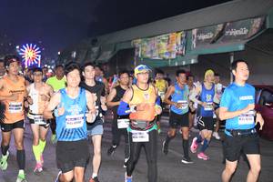 BIB: 1140, 423, 840
                            <button type="button" onclick="openModal(7279865)" class="btn btn-primary btn-sm float-right btn-popup" data-toggle="modal" data-target=".modal-high-quality">
                        <i class="fas fa-shopping-cart"></i> Add to Cart
                    </button>
                                            <button type="button" onclick="isThisMe(7279865, true)" class="btn btn-success btn-sm float-right btn-popup btn-isme hidden" data-toggle="tooltip" data-placement="bottom" title="นี่คือรูปของคุณใช่ไหม คลิกที่นี่เพื่อเอาเข้าอัลบั้ม">
                        <i class="fas fa-plus"></i> Add to album
                    </button>
                    <button type="button" onclick="isThisMe(7279865, false)" class="btn btn-warning btn-sm float-right btn-popup btn-isnotme hidden">
                        <i class="fas fa-ban"></i> Remove from album
                    </button>