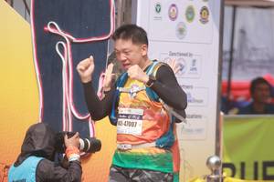 BIB: 47007
                            <button type="button" onclick="openModal(9379492)" class="btn btn-primary btn-sm float-right btn-popup" data-toggle="modal" data-target=".modal-high-quality">
                        <i class="fas fa-shopping-cart"></i> Add to Cart
                    </button>
                                            <button type="button" onclick="isThisMe(9379492, true)" class="btn btn-success btn-sm float-right btn-popup btn-isme hidden" data-toggle="tooltip" data-placement="bottom" title="นี่คือรูปของคุณใช่ไหม คลิกที่นี่เพื่อเอาเข้าอัลบั้ม">
                        <i class="fas fa-plus"></i> Add to album
                    </button>
                    <button type="button" onclick="isThisMe(9379492, false)" class="btn btn-warning btn-sm float-right btn-popup btn-isnotme hidden">
                        <i class="fas fa-ban"></i> Remove from album
                    </button>