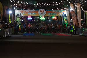 BIB: 4000, 40005, 00004
                            <button type="button" onclick="openModal(10260352)" class="btn btn-primary btn-sm float-right btn-popup" data-toggle="modal" data-target=".modal-high-quality">
                        <i class="fas fa-shopping-cart"></i> Add to Cart
                    </button>
                                            <button type="button" onclick="isThisMe(10260352, true)" class="btn btn-success btn-sm float-right btn-popup btn-isme hidden" data-toggle="tooltip" data-placement="bottom" title="นี่คือรูปของคุณใช่ไหม คลิกที่นี่เพื่อเอาเข้าอัลบั้ม">
                        <i class="fas fa-plus"></i> Add to album
                    </button>
                    <button type="button" onclick="isThisMe(10260352, false)" class="btn btn-warning btn-sm float-right btn-popup btn-isnotme hidden">
                        <i class="fas fa-ban"></i> Remove from album
                    </button>