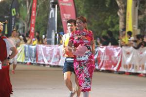 BIB: 4697
                            <button type="button" onclick="openModal(10260639)" class="btn btn-primary btn-sm float-right btn-popup" data-toggle="modal" data-target=".modal-high-quality">
                        <i class="fas fa-shopping-cart"></i> Add to Cart
                    </button>
                                            <button type="button" onclick="isThisMe(10260639, true)" class="btn btn-success btn-sm float-right btn-popup btn-isme hidden" data-toggle="tooltip" data-placement="bottom" title="นี่คือรูปของคุณใช่ไหม คลิกที่นี่เพื่อเอาเข้าอัลบั้ม">
                        <i class="fas fa-plus"></i> Add to album
                    </button>
                    <button type="button" onclick="isThisMe(10260639, false)" class="btn btn-warning btn-sm float-right btn-popup btn-isnotme hidden">
                        <i class="fas fa-ban"></i> Remove from album
                    </button>