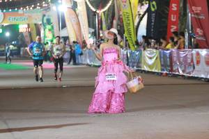 BIB: 00911
                            <button type="button" onclick="openModal(10008942)" class="btn btn-primary btn-sm float-right btn-popup" data-toggle="modal" data-target=".modal-high-quality">
                        <i class="fas fa-shopping-cart"></i> Add to Cart
                    </button>
                                            <button type="button" onclick="isThisMe(10008942, true)" class="btn btn-success btn-sm float-right btn-popup btn-isme hidden" data-toggle="tooltip" data-placement="bottom" title="นี่คือรูปของคุณใช่ไหม คลิกที่นี่เพื่อเอาเข้าอัลบั้ม">
                        <i class="fas fa-plus"></i> Add to album
                    </button>
                    <button type="button" onclick="isThisMe(10008942, false)" class="btn btn-warning btn-sm float-right btn-popup btn-isnotme hidden">
                        <i class="fas fa-ban"></i> Remove from album
                    </button>