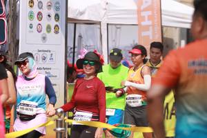 BIB: 40117, 46795, 48350
                            <button type="button" onclick="openModal(9379295)" class="btn btn-primary btn-sm float-right btn-popup" data-toggle="modal" data-target=".modal-high-quality">
                        <i class="fas fa-shopping-cart"></i> Add to Cart
                    </button>
                                            <button type="button" onclick="isThisMe(9379295, true)" class="btn btn-success btn-sm float-right btn-popup btn-isme hidden" data-toggle="tooltip" data-placement="bottom" title="นี่คือรูปของคุณใช่ไหม คลิกที่นี่เพื่อเอาเข้าอัลบั้ม">
                        <i class="fas fa-plus"></i> Add to album
                    </button>
                    <button type="button" onclick="isThisMe(9379295, false)" class="btn btn-warning btn-sm float-right btn-popup btn-isnotme hidden">
                        <i class="fas fa-ban"></i> Remove from album
                    </button>