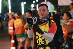 BIB: 
                            <button type="button" onclick="openModal(10260986)" class="btn btn-primary btn-sm float-right btn-popup" data-toggle="modal" data-target=".modal-high-quality">
                        <i class="fas fa-shopping-cart"></i> Add to Cart
                    </button>
                                            <button type="button" onclick="isThisMe(10260986, true)" class="btn btn-success btn-sm float-right btn-popup btn-isme hidden" data-toggle="tooltip" data-placement="bottom" title="นี่คือรูปของคุณใช่ไหม คลิกที่นี่เพื่อเอาเข้าอัลบั้ม">
                        <i class="fas fa-plus"></i> Add to album
                    </button>
                    <button type="button" onclick="isThisMe(10260986, false)" class="btn btn-warning btn-sm float-right btn-popup btn-isnotme hidden">
                        <i class="fas fa-ban"></i> Remove from album
                    </button>