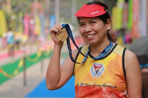 BIB: 100
                            <button type="button" onclick="openModal(9379655)" class="btn btn-primary btn-sm float-right btn-popup" data-toggle="modal" data-target=".modal-high-quality">
                        <i class="fas fa-shopping-cart"></i> Add to Cart
                    </button>
                                            <button type="button" onclick="isThisMe(9379655, true)" class="btn btn-success btn-sm float-right btn-popup btn-isme hidden" data-toggle="tooltip" data-placement="bottom" title="นี่คือรูปของคุณใช่ไหม คลิกที่นี่เพื่อเอาเข้าอัลบั้ม">
                        <i class="fas fa-plus"></i> Add to album
                    </button>
                    <button type="button" onclick="isThisMe(9379655, false)" class="btn btn-warning btn-sm float-right btn-popup btn-isnotme hidden">
                        <i class="fas fa-ban"></i> Remove from album
                    </button>