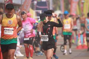 BIB: 42711, 40038
                            <button type="button" onclick="openModal(9378756)" class="btn btn-primary btn-sm float-right btn-popup" data-toggle="modal" data-target=".modal-high-quality">
                        <i class="fas fa-shopping-cart"></i> Add to Cart
                    </button>
                                            <button type="button" onclick="isThisMe(9378756, true)" class="btn btn-success btn-sm float-right btn-popup btn-isme hidden" data-toggle="tooltip" data-placement="bottom" title="นี่คือรูปของคุณใช่ไหม คลิกที่นี่เพื่อเอาเข้าอัลบั้ม">
                        <i class="fas fa-plus"></i> Add to album
                    </button>
                    <button type="button" onclick="isThisMe(9378756, false)" class="btn btn-warning btn-sm float-right btn-popup btn-isnotme hidden">
                        <i class="fas fa-ban"></i> Remove from album
                    </button>