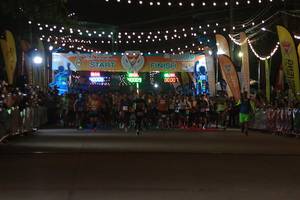 BIB: 40006, 001, 40009
                            <button type="button" onclick="openModal(10260369)" class="btn btn-primary btn-sm float-right btn-popup" data-toggle="modal" data-target=".modal-high-quality">
                        <i class="fas fa-shopping-cart"></i> Add to Cart
                    </button>
                                            <button type="button" onclick="isThisMe(10260369, true)" class="btn btn-success btn-sm float-right btn-popup btn-isme hidden" data-toggle="tooltip" data-placement="bottom" title="นี่คือรูปของคุณใช่ไหม คลิกที่นี่เพื่อเอาเข้าอัลบั้ม">
                        <i class="fas fa-plus"></i> Add to album
                    </button>
                    <button type="button" onclick="isThisMe(10260369, false)" class="btn btn-warning btn-sm float-right btn-popup btn-isnotme hidden">
                        <i class="fas fa-ban"></i> Remove from album
                    </button>