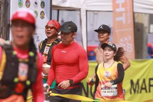 BIB: 45163
                            <button type="button" onclick="openModal(9379302)" class="btn btn-primary btn-sm float-right btn-popup" data-toggle="modal" data-target=".modal-high-quality">
                        <i class="fas fa-shopping-cart"></i> Add to Cart
                    </button>
                                            <button type="button" onclick="isThisMe(9379302, true)" class="btn btn-success btn-sm float-right btn-popup btn-isme hidden" data-toggle="tooltip" data-placement="bottom" title="นี่คือรูปของคุณใช่ไหม คลิกที่นี่เพื่อเอาเข้าอัลบั้ม">
                        <i class="fas fa-plus"></i> Add to album
                    </button>
                    <button type="button" onclick="isThisMe(9379302, false)" class="btn btn-warning btn-sm float-right btn-popup btn-isnotme hidden">
                        <i class="fas fa-ban"></i> Remove from album
                    </button>