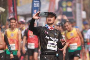 BIB: 46876
                            <button type="button" onclick="openModal(9378872)" class="btn btn-primary btn-sm float-right btn-popup" data-toggle="modal" data-target=".modal-high-quality">
                        <i class="fas fa-shopping-cart"></i> Add to Cart
                    </button>
                                            <button type="button" onclick="isThisMe(9378872, true)" class="btn btn-success btn-sm float-right btn-popup btn-isme hidden" data-toggle="tooltip" data-placement="bottom" title="นี่คือรูปของคุณใช่ไหม คลิกที่นี่เพื่อเอาเข้าอัลบั้ม">
                        <i class="fas fa-plus"></i> Add to album
                    </button>
                    <button type="button" onclick="isThisMe(9378872, false)" class="btn btn-warning btn-sm float-right btn-popup btn-isnotme hidden">
                        <i class="fas fa-ban"></i> Remove from album
                    </button>