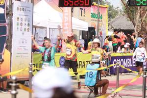 BIB: 000
                            <button type="button" onclick="openModal(9378954)" class="btn btn-primary btn-sm float-right btn-popup" data-toggle="modal" data-target=".modal-high-quality">
                        <i class="fas fa-shopping-cart"></i> Add to Cart
                    </button>
                                            <button type="button" onclick="isThisMe(9378954, true)" class="btn btn-success btn-sm float-right btn-popup btn-isme hidden" data-toggle="tooltip" data-placement="bottom" title="นี่คือรูปของคุณใช่ไหม คลิกที่นี่เพื่อเอาเข้าอัลบั้ม">
                        <i class="fas fa-plus"></i> Add to album
                    </button>
                    <button type="button" onclick="isThisMe(9378954, false)" class="btn btn-warning btn-sm float-right btn-popup btn-isnotme hidden">
                        <i class="fas fa-ban"></i> Remove from album
                    </button>