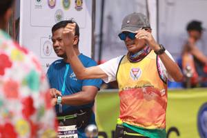 BIB: 1952
                            <button type="button" onclick="openModal(9379529)" class="btn btn-primary btn-sm float-right btn-popup" data-toggle="modal" data-target=".modal-high-quality">
                        <i class="fas fa-shopping-cart"></i> Add to Cart
                    </button>
                                            <button type="button" onclick="isThisMe(9379529, true)" class="btn btn-success btn-sm float-right btn-popup btn-isme hidden" data-toggle="tooltip" data-placement="bottom" title="นี่คือรูปของคุณใช่ไหม คลิกที่นี่เพื่อเอาเข้าอัลบั้ม">
                        <i class="fas fa-plus"></i> Add to album
                    </button>
                    <button type="button" onclick="isThisMe(9379529, false)" class="btn btn-warning btn-sm float-right btn-popup btn-isnotme hidden">
                        <i class="fas fa-ban"></i> Remove from album
                    </button>