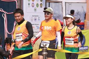 BIB: 100, 45335
                            <button type="button" onclick="openModal(9379407)" class="btn btn-primary btn-sm float-right btn-popup" data-toggle="modal" data-target=".modal-high-quality">
                        <i class="fas fa-shopping-cart"></i> Add to Cart
                    </button>
                                            <button type="button" onclick="isThisMe(9379407, true)" class="btn btn-success btn-sm float-right btn-popup btn-isme hidden" data-toggle="tooltip" data-placement="bottom" title="นี่คือรูปของคุณใช่ไหม คลิกที่นี่เพื่อเอาเข้าอัลบั้ม">
                        <i class="fas fa-plus"></i> Add to album
                    </button>
                    <button type="button" onclick="isThisMe(9379407, false)" class="btn btn-warning btn-sm float-right btn-popup btn-isnotme hidden">
                        <i class="fas fa-ban"></i> Remove from album
                    </button>