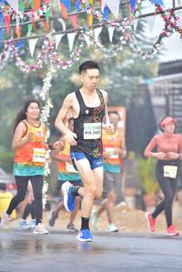 BIB: 260
                            <button type="button" onclick="openModal(7608900)" class="btn btn-primary btn-sm float-right btn-popup" data-toggle="modal" data-target=".modal-high-quality">
                        <i class="fas fa-shopping-cart"></i> Add to Cart
                    </button>
                                            <button type="button" onclick="isThisMe(7608900, true)" class="btn btn-success btn-sm float-right btn-popup btn-isme hidden" data-toggle="tooltip" data-placement="bottom" title="นี่คือรูปของคุณใช่ไหม คลิกที่นี่เพื่อเอาเข้าอัลบั้ม">
                        <i class="fas fa-plus"></i> Add to album
                    </button>
                    <button type="button" onclick="isThisMe(7608900, false)" class="btn btn-warning btn-sm float-right btn-popup btn-isnotme hidden">
                        <i class="fas fa-ban"></i> Remove from album
                    </button>