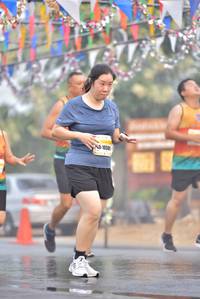 BIB: 1050
                            <button type="button" onclick="openModal(7625439)" class="btn btn-primary btn-sm float-right btn-popup" data-toggle="modal" data-target=".modal-high-quality">
                        <i class="fas fa-shopping-cart"></i> Add to Cart
                    </button>
                                            <button type="button" onclick="isThisMe(7625439, true)" class="btn btn-success btn-sm float-right btn-popup btn-isme hidden" data-toggle="tooltip" data-placement="bottom" title="นี่คือรูปของคุณใช่ไหม คลิกที่นี่เพื่อเอาเข้าอัลบั้ม">
                        <i class="fas fa-plus"></i> Add to album
                    </button>
                    <button type="button" onclick="isThisMe(7625439, false)" class="btn btn-warning btn-sm float-right btn-popup btn-isnotme hidden">
                        <i class="fas fa-ban"></i> Remove from album
                    </button>