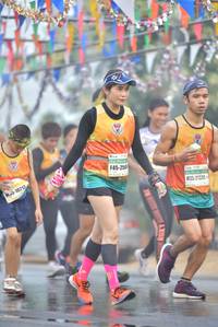 BIB: 10212, 21331
                            <button type="button" onclick="openModal(7623544)" class="btn btn-primary btn-sm float-right btn-popup" data-toggle="modal" data-target=".modal-high-quality">
                        <i class="fas fa-shopping-cart"></i> Add to Cart
                    </button>
                                            <button type="button" onclick="isThisMe(7623544, true)" class="btn btn-success btn-sm float-right btn-popup btn-isme hidden" data-toggle="tooltip" data-placement="bottom" title="นี่คือรูปของคุณใช่ไหม คลิกที่นี่เพื่อเอาเข้าอัลบั้ม">
                        <i class="fas fa-plus"></i> Add to album
                    </button>
                    <button type="button" onclick="isThisMe(7623544, false)" class="btn btn-warning btn-sm float-right btn-popup btn-isnotme hidden">
                        <i class="fas fa-ban"></i> Remove from album
                    </button>