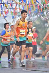 BIB: 17065
                            <button type="button" onclick="openModal(7624321)" class="btn btn-primary btn-sm float-right btn-popup" data-toggle="modal" data-target=".modal-high-quality">
                        <i class="fas fa-shopping-cart"></i> Add to Cart
                    </button>
                                            <button type="button" onclick="isThisMe(7624321, true)" class="btn btn-success btn-sm float-right btn-popup btn-isme hidden" data-toggle="tooltip" data-placement="bottom" title="นี่คือรูปของคุณใช่ไหม คลิกที่นี่เพื่อเอาเข้าอัลบั้ม">
                        <i class="fas fa-plus"></i> Add to album
                    </button>
                    <button type="button" onclick="isThisMe(7624321, false)" class="btn btn-warning btn-sm float-right btn-popup btn-isnotme hidden">
                        <i class="fas fa-ban"></i> Remove from album
                    </button>