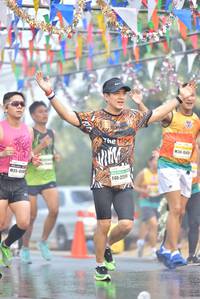 BIB: 414, 225
                            <button type="button" onclick="openModal(7654128)" class="btn btn-primary btn-sm float-right btn-popup" data-toggle="modal" data-target=".modal-high-quality">
                        <i class="fas fa-shopping-cart"></i> Add to Cart
                    </button>
                                            <button type="button" onclick="isThisMe(7654128, true)" class="btn btn-success btn-sm float-right btn-popup btn-isme hidden" data-toggle="tooltip" data-placement="bottom" title="นี่คือรูปของคุณใช่ไหม คลิกที่นี่เพื่อเอาเข้าอัลบั้ม">
                        <i class="fas fa-plus"></i> Add to album
                    </button>
                    <button type="button" onclick="isThisMe(7654128, false)" class="btn btn-warning btn-sm float-right btn-popup btn-isnotme hidden">
                        <i class="fas fa-ban"></i> Remove from album
                    </button>