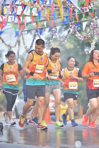 BIB: 1559, 1554
                            <button type="button" onclick="openModal(7646618)" class="btn btn-primary btn-sm float-right btn-popup" data-toggle="modal" data-target=".modal-high-quality">
                        <i class="fas fa-shopping-cart"></i> Add to Cart
                    </button>
                                            <button type="button" onclick="isThisMe(7646618, true)" class="btn btn-success btn-sm float-right btn-popup btn-isme hidden" data-toggle="tooltip" data-placement="bottom" title="นี่คือรูปของคุณใช่ไหม คลิกที่นี่เพื่อเอาเข้าอัลบั้ม">
                        <i class="fas fa-plus"></i> Add to album
                    </button>
                    <button type="button" onclick="isThisMe(7646618, false)" class="btn btn-warning btn-sm float-right btn-popup btn-isnotme hidden">
                        <i class="fas fa-ban"></i> Remove from album
                    </button>