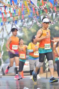 BIB: 264
                            <button type="button" onclick="openModal(7666917)" class="btn btn-primary btn-sm float-right btn-popup" data-toggle="modal" data-target=".modal-high-quality">
                        <i class="fas fa-shopping-cart"></i> Add to Cart
                    </button>
                                            <button type="button" onclick="isThisMe(7666917, true)" class="btn btn-success btn-sm float-right btn-popup btn-isme hidden" data-toggle="tooltip" data-placement="bottom" title="นี่คือรูปของคุณใช่ไหม คลิกที่นี่เพื่อเอาเข้าอัลบั้ม">
                        <i class="fas fa-plus"></i> Add to album
                    </button>
                    <button type="button" onclick="isThisMe(7666917, false)" class="btn btn-warning btn-sm float-right btn-popup btn-isnotme hidden">
                        <i class="fas fa-ban"></i> Remove from album
                    </button>