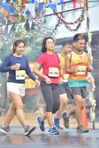 BIB: 1059, 11801, 1802
                            <button type="button" onclick="openModal(7658958)" class="btn btn-primary btn-sm float-right btn-popup" data-toggle="modal" data-target=".modal-high-quality">
                        <i class="fas fa-shopping-cart"></i> Add to Cart
                    </button>
                                            <button type="button" onclick="isThisMe(7658958, true)" class="btn btn-success btn-sm float-right btn-popup btn-isme hidden" data-toggle="tooltip" data-placement="bottom" title="นี่คือรูปของคุณใช่ไหม คลิกที่นี่เพื่อเอาเข้าอัลบั้ม">
                        <i class="fas fa-plus"></i> Add to album
                    </button>
                    <button type="button" onclick="isThisMe(7658958, false)" class="btn btn-warning btn-sm float-right btn-popup btn-isnotme hidden">
                        <i class="fas fa-ban"></i> Remove from album
                    </button>