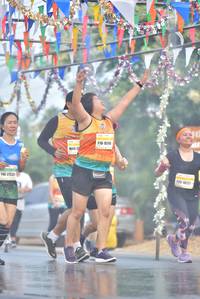 BIB: 1614, 10227, 27532
                            <button type="button" onclick="openModal(7644297)" class="btn btn-primary btn-sm float-right btn-popup" data-toggle="modal" data-target=".modal-high-quality">
                        <i class="fas fa-shopping-cart"></i> Add to Cart
                    </button>
                                            <button type="button" onclick="isThisMe(7644297, true)" class="btn btn-success btn-sm float-right btn-popup btn-isme hidden" data-toggle="tooltip" data-placement="bottom" title="นี่คือรูปของคุณใช่ไหม คลิกที่นี่เพื่อเอาเข้าอัลบั้ม">
                        <i class="fas fa-plus"></i> Add to album
                    </button>
                    <button type="button" onclick="isThisMe(7644297, false)" class="btn btn-warning btn-sm float-right btn-popup btn-isnotme hidden">
                        <i class="fas fa-ban"></i> Remove from album
                    </button>