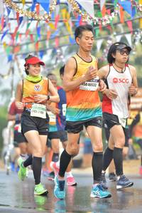 BIB: 5046932, 210
                            <button type="button" onclick="openModal(7691743)" class="btn btn-primary btn-sm float-right btn-popup" data-toggle="modal" data-target=".modal-high-quality">
                        <i class="fas fa-shopping-cart"></i> Add to Cart
                    </button>
                                            <button type="button" onclick="isThisMe(7691743, true)" class="btn btn-success btn-sm float-right btn-popup btn-isme hidden" data-toggle="tooltip" data-placement="bottom" title="นี่คือรูปของคุณใช่ไหม คลิกที่นี่เพื่อเอาเข้าอัลบั้ม">
                        <i class="fas fa-plus"></i> Add to album
                    </button>
                    <button type="button" onclick="isThisMe(7691743, false)" class="btn btn-warning btn-sm float-right btn-popup btn-isnotme hidden">
                        <i class="fas fa-ban"></i> Remove from album
                    </button>