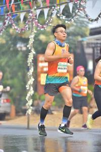 BIB: 2818
                            <button type="button" onclick="openModal(7684073)" class="btn btn-primary btn-sm float-right btn-popup" data-toggle="modal" data-target=".modal-high-quality">
                        <i class="fas fa-shopping-cart"></i> Add to Cart
                    </button>
                                            <button type="button" onclick="isThisMe(7684073, true)" class="btn btn-success btn-sm float-right btn-popup btn-isme hidden" data-toggle="tooltip" data-placement="bottom" title="นี่คือรูปของคุณใช่ไหม คลิกที่นี่เพื่อเอาเข้าอัลบั้ม">
                        <i class="fas fa-plus"></i> Add to album
                    </button>
                    <button type="button" onclick="isThisMe(7684073, false)" class="btn btn-warning btn-sm float-right btn-popup btn-isnotme hidden">
                        <i class="fas fa-ban"></i> Remove from album
                    </button>