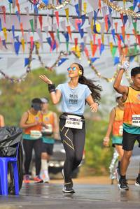 BIB: 40216
                            <button type="button" onclick="openModal(8134974)" class="btn btn-primary btn-sm float-right btn-popup" data-toggle="modal" data-target=".modal-high-quality">
                        <i class="fas fa-shopping-cart"></i> Add to Cart
                    </button>
                                            <button type="button" onclick="isThisMe(8134974, true)" class="btn btn-success btn-sm float-right btn-popup btn-isme hidden" data-toggle="tooltip" data-placement="bottom" title="นี่คือรูปของคุณใช่ไหม คลิกที่นี่เพื่อเอาเข้าอัลบั้ม">
                        <i class="fas fa-plus"></i> Add to album
                    </button>
                    <button type="button" onclick="isThisMe(8134974, false)" class="btn btn-warning btn-sm float-right btn-popup btn-isnotme hidden">
                        <i class="fas fa-ban"></i> Remove from album
                    </button>
