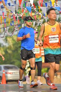 BIB: 42905, 22183
                            <button type="button" onclick="openModal(8135330)" class="btn btn-primary btn-sm float-right btn-popup" data-toggle="modal" data-target=".modal-high-quality">
                        <i class="fas fa-shopping-cart"></i> Add to Cart
                    </button>
                                            <button type="button" onclick="isThisMe(8135330, true)" class="btn btn-success btn-sm float-right btn-popup btn-isme hidden" data-toggle="tooltip" data-placement="bottom" title="นี่คือรูปของคุณใช่ไหม คลิกที่นี่เพื่อเอาเข้าอัลบั้ม">
                        <i class="fas fa-plus"></i> Add to album
                    </button>
                    <button type="button" onclick="isThisMe(8135330, false)" class="btn btn-warning btn-sm float-right btn-popup btn-isnotme hidden">
                        <i class="fas fa-ban"></i> Remove from album
                    </button>