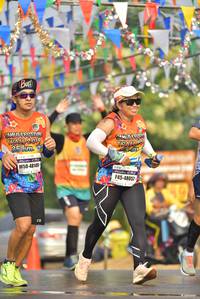 BIB: 2010, 48149, 48057
                            <button type="button" onclick="openModal(8136267)" class="btn btn-primary btn-sm float-right btn-popup" data-toggle="modal" data-target=".modal-high-quality">
                        <i class="fas fa-shopping-cart"></i> Add to Cart
                    </button>
                                            <button type="button" onclick="isThisMe(8136267, true)" class="btn btn-success btn-sm float-right btn-popup btn-isme hidden" data-toggle="tooltip" data-placement="bottom" title="นี่คือรูปของคุณใช่ไหม คลิกที่นี่เพื่อเอาเข้าอัลบั้ม">
                        <i class="fas fa-plus"></i> Add to album
                    </button>
                    <button type="button" onclick="isThisMe(8136267, false)" class="btn btn-warning btn-sm float-right btn-popup btn-isnotme hidden">
                        <i class="fas fa-ban"></i> Remove from album
                    </button>