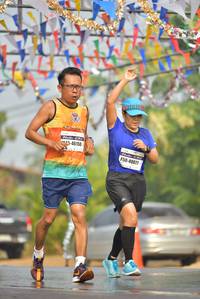 BIB: 46150, 40077
                            <button type="button" onclick="openModal(8160830)" class="btn btn-primary btn-sm float-right btn-popup" data-toggle="modal" data-target=".modal-high-quality">
                        <i class="fas fa-shopping-cart"></i> Add to Cart
                    </button>
                                            <button type="button" onclick="isThisMe(8160830, true)" class="btn btn-success btn-sm float-right btn-popup btn-isme hidden" data-toggle="tooltip" data-placement="bottom" title="นี่คือรูปของคุณใช่ไหม คลิกที่นี่เพื่อเอาเข้าอัลบั้ม">
                        <i class="fas fa-plus"></i> Add to album
                    </button>
                    <button type="button" onclick="isThisMe(8160830, false)" class="btn btn-warning btn-sm float-right btn-popup btn-isnotme hidden">
                        <i class="fas fa-ban"></i> Remove from album
                    </button>