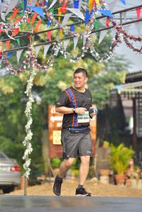 BIB: 8201
                            <button type="button" onclick="openModal(8165512)" class="btn btn-primary btn-sm float-right btn-popup" data-toggle="modal" data-target=".modal-high-quality">
                        <i class="fas fa-shopping-cart"></i> Add to Cart
                    </button>
                                            <button type="button" onclick="isThisMe(8165512, true)" class="btn btn-success btn-sm float-right btn-popup btn-isme hidden" data-toggle="tooltip" data-placement="bottom" title="นี่คือรูปของคุณใช่ไหม คลิกที่นี่เพื่อเอาเข้าอัลบั้ม">
                        <i class="fas fa-plus"></i> Add to album
                    </button>
                    <button type="button" onclick="isThisMe(8165512, false)" class="btn btn-warning btn-sm float-right btn-popup btn-isnotme hidden">
                        <i class="fas fa-ban"></i> Remove from album
                    </button>