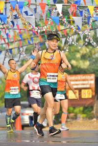 BIB: 409, 
                            <button type="button" onclick="openModal(8157091)" class="btn btn-primary btn-sm float-right btn-popup" data-toggle="modal" data-target=".modal-high-quality">
                        <i class="fas fa-shopping-cart"></i> Add to Cart
                    </button>
                                            <button type="button" onclick="isThisMe(8157091, true)" class="btn btn-success btn-sm float-right btn-popup btn-isme hidden" data-toggle="tooltip" data-placement="bottom" title="นี่คือรูปของคุณใช่ไหม คลิกที่นี่เพื่อเอาเข้าอัลบั้ม">
                        <i class="fas fa-plus"></i> Add to album
                    </button>
                    <button type="button" onclick="isThisMe(8157091, false)" class="btn btn-warning btn-sm float-right btn-popup btn-isnotme hidden">
                        <i class="fas fa-ban"></i> Remove from album
                    </button>
