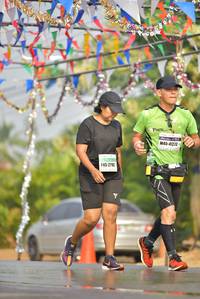 BIB: 41213, 218
                            <button type="button" onclick="openModal(8176372)" class="btn btn-primary btn-sm float-right btn-popup" data-toggle="modal" data-target=".modal-high-quality">
                        <i class="fas fa-shopping-cart"></i> Add to Cart
                    </button>
                                            <button type="button" onclick="isThisMe(8176372, true)" class="btn btn-success btn-sm float-right btn-popup btn-isme hidden" data-toggle="tooltip" data-placement="bottom" title="นี่คือรูปของคุณใช่ไหม คลิกที่นี่เพื่อเอาเข้าอัลบั้ม">
                        <i class="fas fa-plus"></i> Add to album
                    </button>
                    <button type="button" onclick="isThisMe(8176372, false)" class="btn btn-warning btn-sm float-right btn-popup btn-isnotme hidden">
                        <i class="fas fa-ban"></i> Remove from album
                    </button>