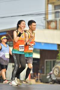 BIB: 466, 453
                            <button type="button" onclick="openModal(8185239)" class="btn btn-primary btn-sm float-right btn-popup" data-toggle="modal" data-target=".modal-high-quality">
                        <i class="fas fa-shopping-cart"></i> Add to Cart
                    </button>
                                            <button type="button" onclick="isThisMe(8185239, true)" class="btn btn-success btn-sm float-right btn-popup btn-isme hidden" data-toggle="tooltip" data-placement="bottom" title="นี่คือรูปของคุณใช่ไหม คลิกที่นี่เพื่อเอาเข้าอัลบั้ม">
                        <i class="fas fa-plus"></i> Add to album
                    </button>
                    <button type="button" onclick="isThisMe(8185239, false)" class="btn btn-warning btn-sm float-right btn-popup btn-isnotme hidden">
                        <i class="fas fa-ban"></i> Remove from album
                    </button>
