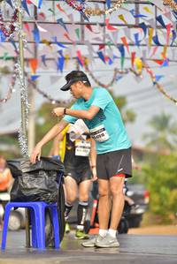 BIB: 41010
                            <button type="button" onclick="openModal(8184053)" class="btn btn-primary btn-sm float-right btn-popup" data-toggle="modal" data-target=".modal-high-quality">
                        <i class="fas fa-shopping-cart"></i> Add to Cart
                    </button>
                                            <button type="button" onclick="isThisMe(8184053, true)" class="btn btn-success btn-sm float-right btn-popup btn-isme hidden" data-toggle="tooltip" data-placement="bottom" title="นี่คือรูปของคุณใช่ไหม คลิกที่นี่เพื่อเอาเข้าอัลบั้ม">
                        <i class="fas fa-plus"></i> Add to album
                    </button>
                    <button type="button" onclick="isThisMe(8184053, false)" class="btn btn-warning btn-sm float-right btn-popup btn-isnotme hidden">
                        <i class="fas fa-ban"></i> Remove from album
                    </button>