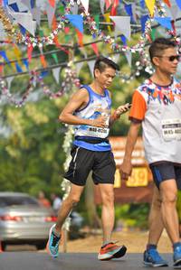 BIB: 41200, 465
                            <button type="button" onclick="openModal(8233475)" class="btn btn-primary btn-sm float-right btn-popup" data-toggle="modal" data-target=".modal-high-quality">
                        <i class="fas fa-shopping-cart"></i> Add to Cart
                    </button>
                                            <button type="button" onclick="isThisMe(8233475, true)" class="btn btn-success btn-sm float-right btn-popup btn-isme hidden" data-toggle="tooltip" data-placement="bottom" title="นี่คือรูปของคุณใช่ไหม คลิกที่นี่เพื่อเอาเข้าอัลบั้ม">
                        <i class="fas fa-plus"></i> Add to album
                    </button>
                    <button type="button" onclick="isThisMe(8233475, false)" class="btn btn-warning btn-sm float-right btn-popup btn-isnotme hidden">
                        <i class="fas fa-ban"></i> Remove from album
                    </button>