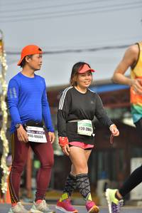 BIB: 204, 40684
                            <button type="button" onclick="openModal(8228517)" class="btn btn-primary btn-sm float-right btn-popup" data-toggle="modal" data-target=".modal-high-quality">
                        <i class="fas fa-shopping-cart"></i> Add to Cart
                    </button>
                                            <button type="button" onclick="isThisMe(8228517, true)" class="btn btn-success btn-sm float-right btn-popup btn-isme hidden" data-toggle="tooltip" data-placement="bottom" title="นี่คือรูปของคุณใช่ไหม คลิกที่นี่เพื่อเอาเข้าอัลบั้ม">
                        <i class="fas fa-plus"></i> Add to album
                    </button>
                    <button type="button" onclick="isThisMe(8228517, false)" class="btn btn-warning btn-sm float-right btn-popup btn-isnotme hidden">
                        <i class="fas fa-ban"></i> Remove from album
                    </button>