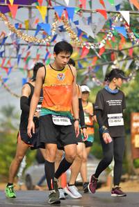 BIB: 41086, 46152
                            <button type="button" onclick="openModal(8227813)" class="btn btn-primary btn-sm float-right btn-popup" data-toggle="modal" data-target=".modal-high-quality">
                        <i class="fas fa-shopping-cart"></i> Add to Cart
                    </button>
                                            <button type="button" onclick="isThisMe(8227813, true)" class="btn btn-success btn-sm float-right btn-popup btn-isme hidden" data-toggle="tooltip" data-placement="bottom" title="นี่คือรูปของคุณใช่ไหม คลิกที่นี่เพื่อเอาเข้าอัลบั้ม">
                        <i class="fas fa-plus"></i> Add to album
                    </button>
                    <button type="button" onclick="isThisMe(8227813, false)" class="btn btn-warning btn-sm float-right btn-popup btn-isnotme hidden">
                        <i class="fas fa-ban"></i> Remove from album
                    </button>