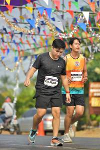 BIB: 4654, 40354
                            <button type="button" onclick="openModal(8224582)" class="btn btn-primary btn-sm float-right btn-popup" data-toggle="modal" data-target=".modal-high-quality">
                        <i class="fas fa-shopping-cart"></i> Add to Cart
                    </button>
                                            <button type="button" onclick="isThisMe(8224582, true)" class="btn btn-success btn-sm float-right btn-popup btn-isme hidden" data-toggle="tooltip" data-placement="bottom" title="นี่คือรูปของคุณใช่ไหม คลิกที่นี่เพื่อเอาเข้าอัลบั้ม">
                        <i class="fas fa-plus"></i> Add to album
                    </button>
                    <button type="button" onclick="isThisMe(8224582, false)" class="btn btn-warning btn-sm float-right btn-popup btn-isnotme hidden">
                        <i class="fas fa-ban"></i> Remove from album
                    </button>