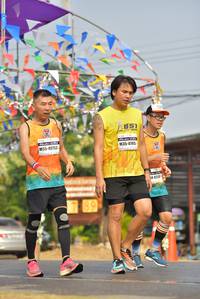 BIB: 40153, 47415, 3041
                            <button type="button" onclick="openModal(8269928)" class="btn btn-primary btn-sm float-right btn-popup" data-toggle="modal" data-target=".modal-high-quality">
                        <i class="fas fa-shopping-cart"></i> Add to Cart
                    </button>
                                            <button type="button" onclick="isThisMe(8269928, true)" class="btn btn-success btn-sm float-right btn-popup btn-isme hidden" data-toggle="tooltip" data-placement="bottom" title="นี่คือรูปของคุณใช่ไหม คลิกที่นี่เพื่อเอาเข้าอัลบั้ม">
                        <i class="fas fa-plus"></i> Add to album
                    </button>
                    <button type="button" onclick="isThisMe(8269928, false)" class="btn btn-warning btn-sm float-right btn-popup btn-isnotme hidden">
                        <i class="fas fa-ban"></i> Remove from album
                    </button>
