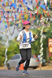 BIB: 40210
                            <button type="button" onclick="openModal(8255614)" class="btn btn-primary btn-sm float-right btn-popup" data-toggle="modal" data-target=".modal-high-quality">
                        <i class="fas fa-shopping-cart"></i> Add to Cart
                    </button>
                                            <button type="button" onclick="isThisMe(8255614, true)" class="btn btn-success btn-sm float-right btn-popup btn-isme hidden" data-toggle="tooltip" data-placement="bottom" title="นี่คือรูปของคุณใช่ไหม คลิกที่นี่เพื่อเอาเข้าอัลบั้ม">
                        <i class="fas fa-plus"></i> Add to album
                    </button>
                    <button type="button" onclick="isThisMe(8255614, false)" class="btn btn-warning btn-sm float-right btn-popup btn-isnotme hidden">
                        <i class="fas fa-ban"></i> Remove from album
                    </button>