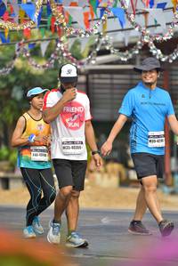 BIB: 421, 40369
                            <button type="button" onclick="openModal(8295694)" class="btn btn-primary btn-sm float-right btn-popup" data-toggle="modal" data-target=".modal-high-quality">
                        <i class="fas fa-shopping-cart"></i> Add to Cart
                    </button>
                                            <button type="button" onclick="isThisMe(8295694, true)" class="btn btn-success btn-sm float-right btn-popup btn-isme hidden" data-toggle="tooltip" data-placement="bottom" title="นี่คือรูปของคุณใช่ไหม คลิกที่นี่เพื่อเอาเข้าอัลบั้ม">
                        <i class="fas fa-plus"></i> Add to album
                    </button>
                    <button type="button" onclick="isThisMe(8295694, false)" class="btn btn-warning btn-sm float-right btn-popup btn-isnotme hidden">
                        <i class="fas fa-ban"></i> Remove from album
                    </button>