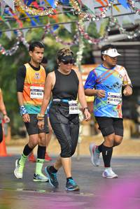 BIB: 4148, 4295
                            <button type="button" onclick="openModal(8296942)" class="btn btn-primary btn-sm float-right btn-popup" data-toggle="modal" data-target=".modal-high-quality">
                        <i class="fas fa-shopping-cart"></i> Add to Cart
                    </button>
                                            <button type="button" onclick="isThisMe(8296942, true)" class="btn btn-success btn-sm float-right btn-popup btn-isme hidden" data-toggle="tooltip" data-placement="bottom" title="นี่คือรูปของคุณใช่ไหม คลิกที่นี่เพื่อเอาเข้าอัลบั้ม">
                        <i class="fas fa-plus"></i> Add to album
                    </button>
                    <button type="button" onclick="isThisMe(8296942, false)" class="btn btn-warning btn-sm float-right btn-popup btn-isnotme hidden">
                        <i class="fas fa-ban"></i> Remove from album
                    </button>