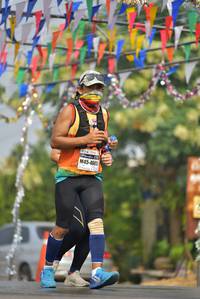 BIB: 460
                            <button type="button" onclick="openModal(8345752)" class="btn btn-primary btn-sm float-right btn-popup" data-toggle="modal" data-target=".modal-high-quality">
                        <i class="fas fa-shopping-cart"></i> Add to Cart
                    </button>
                                            <button type="button" onclick="isThisMe(8345752, true)" class="btn btn-success btn-sm float-right btn-popup btn-isme hidden" data-toggle="tooltip" data-placement="bottom" title="นี่คือรูปของคุณใช่ไหม คลิกที่นี่เพื่อเอาเข้าอัลบั้ม">
                        <i class="fas fa-plus"></i> Add to album
                    </button>
                    <button type="button" onclick="isThisMe(8345752, false)" class="btn btn-warning btn-sm float-right btn-popup btn-isnotme hidden">
                        <i class="fas fa-ban"></i> Remove from album
                    </button>